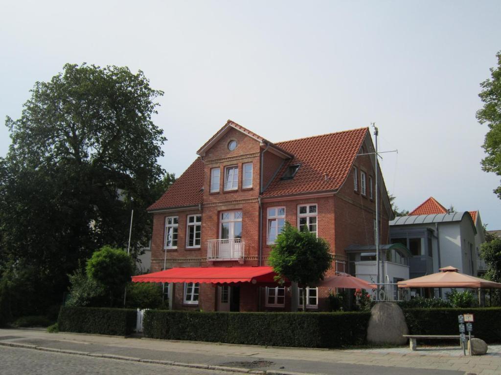 Hotel Bergedorfer Hoehe Amburgo Esterno foto