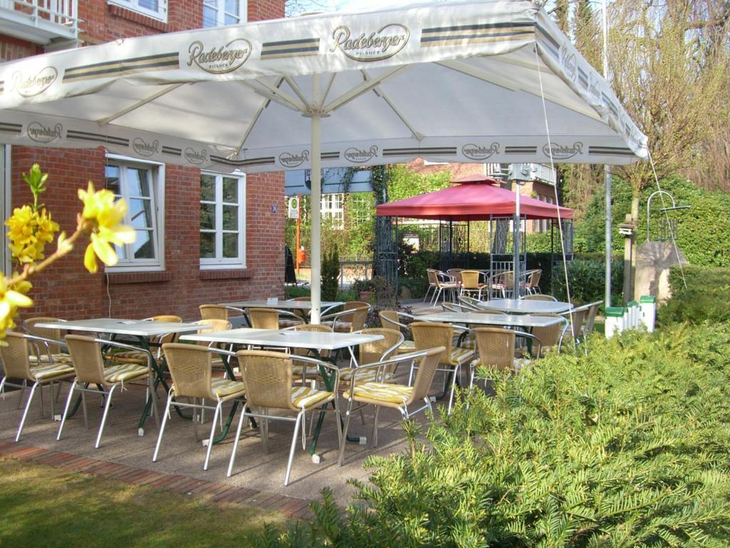 Hotel Bergedorfer Hoehe Amburgo Esterno foto