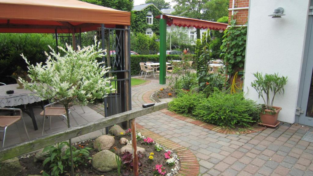 Hotel Bergedorfer Hoehe Amburgo Esterno foto